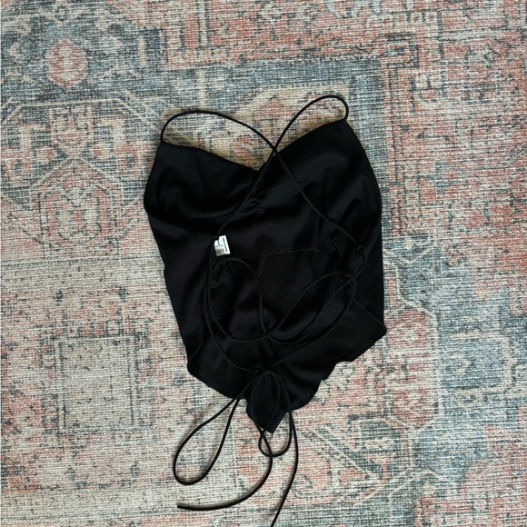 Criss Cross Backless Strappy Asymmetrical Hem Crop Cami Top - Picture 6 of 6